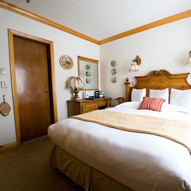 Hotel The Alpenhof 3*